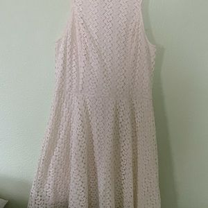 Off-white crochet-like lace dress!